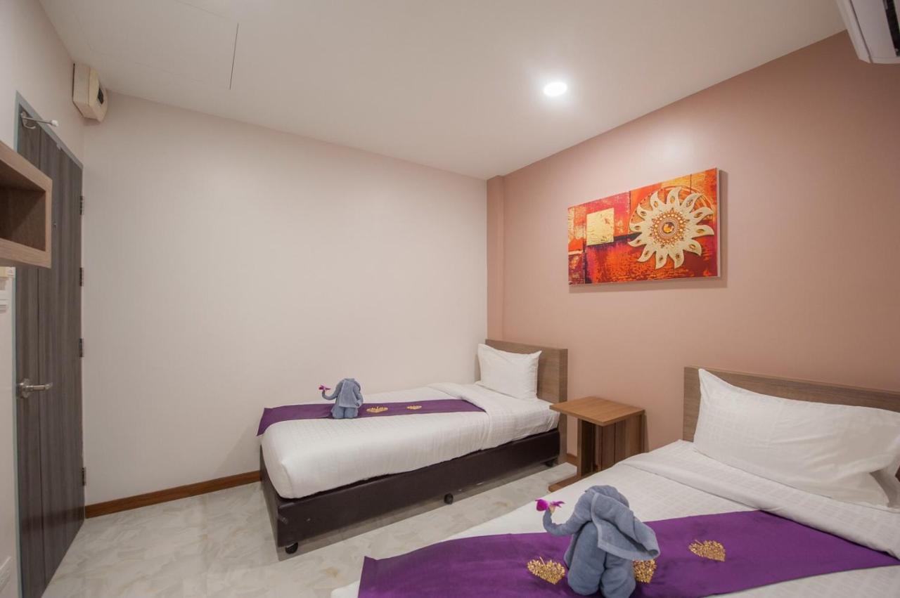 The Moon Night Hotel Bangkok Eksteriør bilde