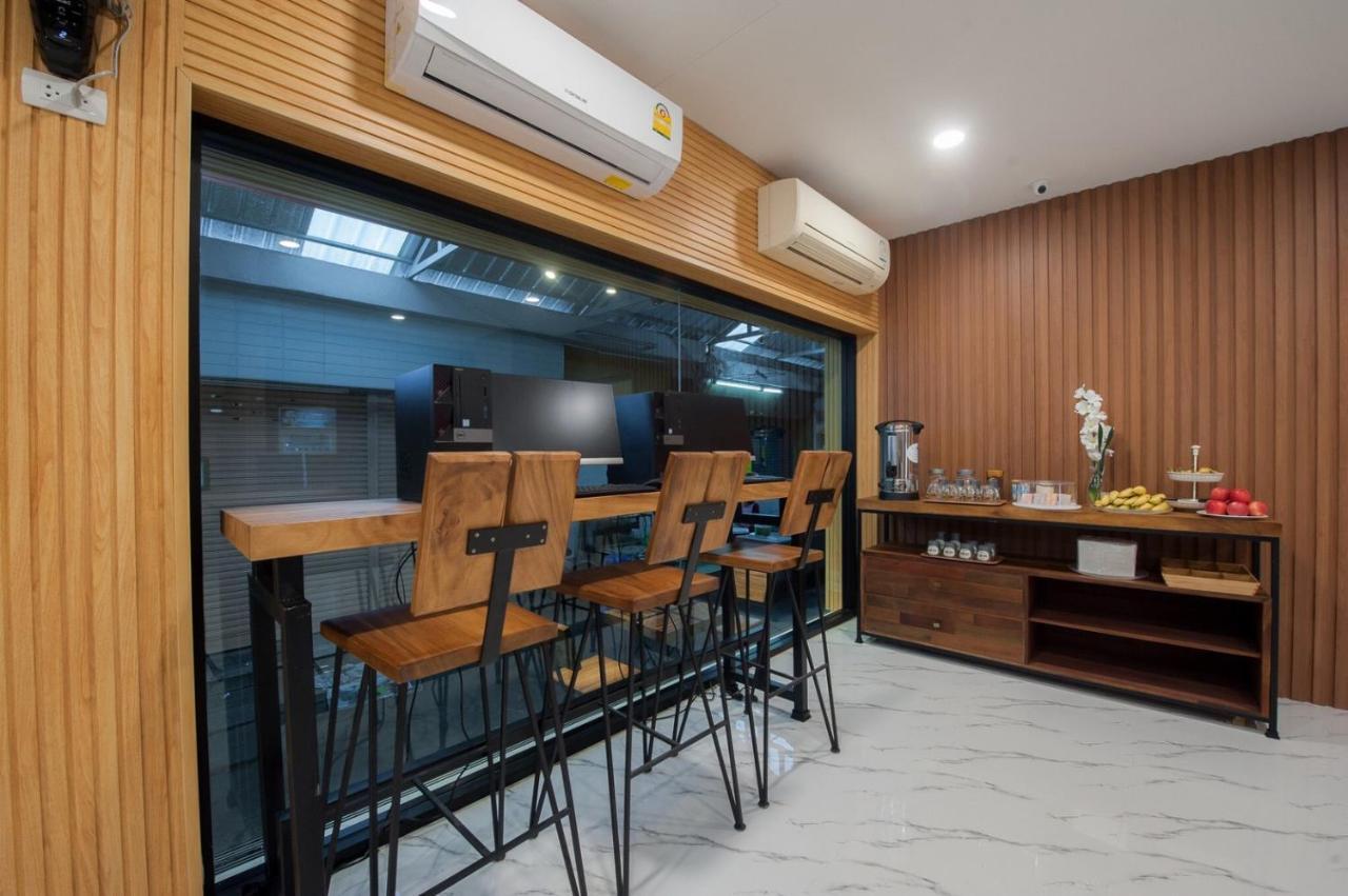The Moon Night Hotel Bangkok Eksteriør bilde